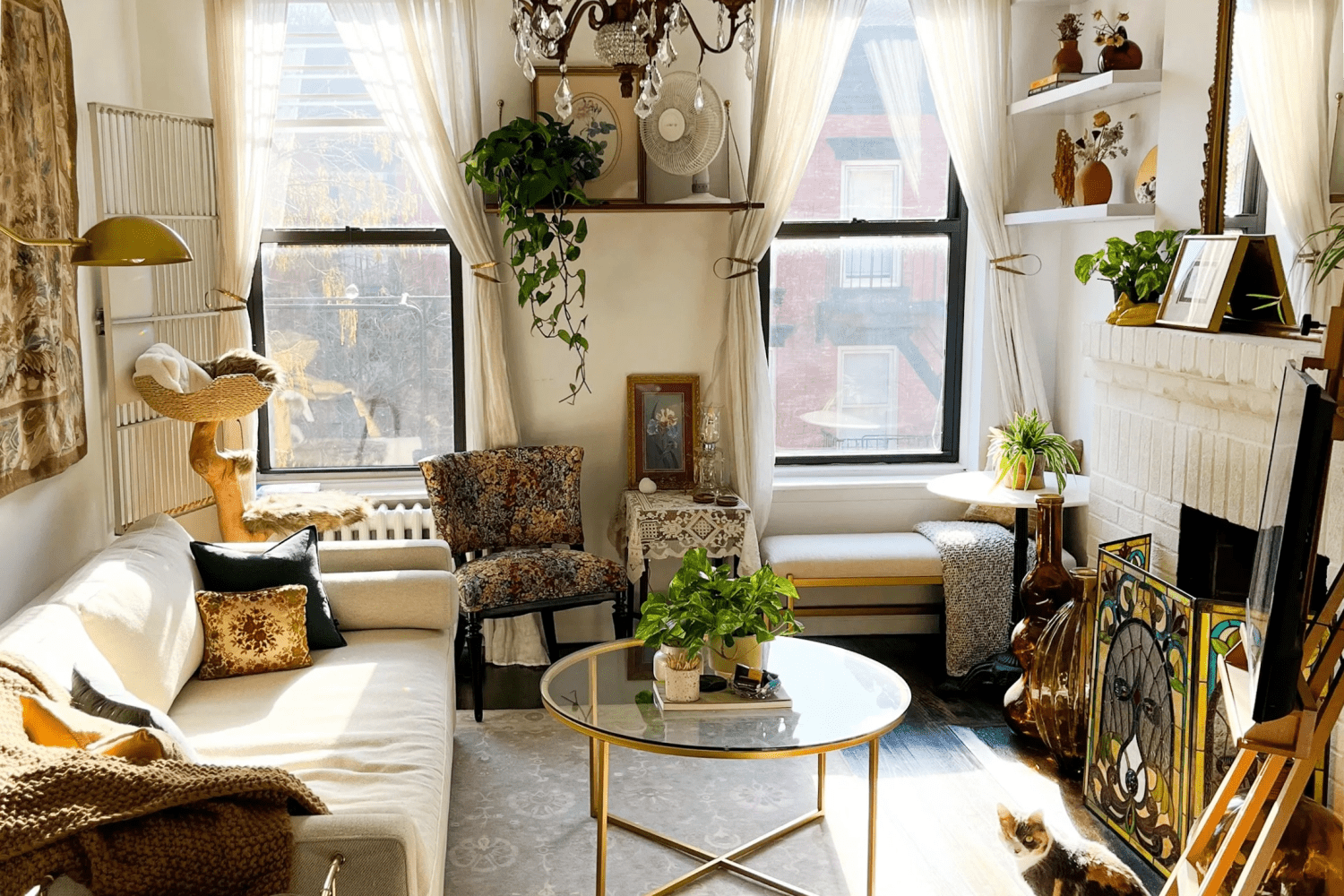 Tour a 4000 a Month Railroad Apartment in Greenwich Village